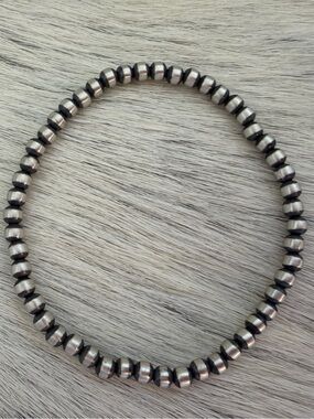 ❤️ 4mm 7”+ Native American Navajo Desert Pearl Sterling Silver Stretch Bracelet